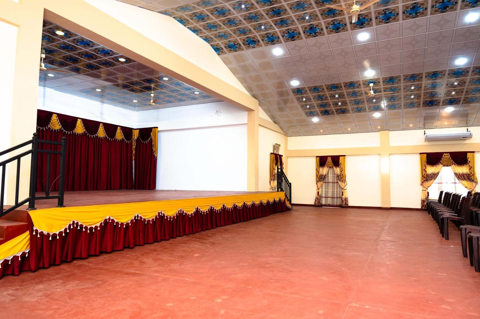 Pgs Hall Jaffna Eksteriør billede